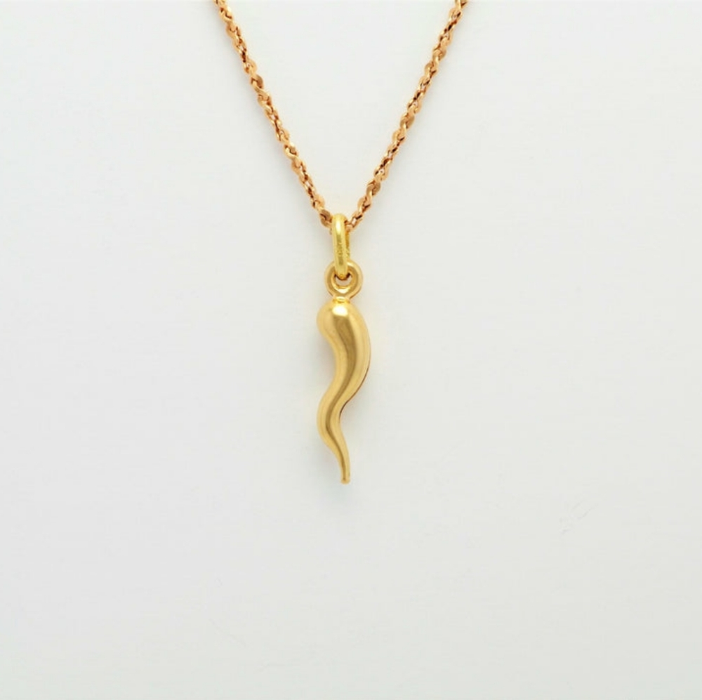 COPY - 18K Gold Pepper 🌶 Pendant